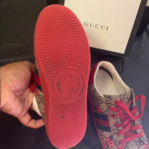 Shoes - Picture 8 of 8